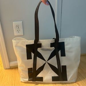 OFF-WHITE Arrow PVC Tote